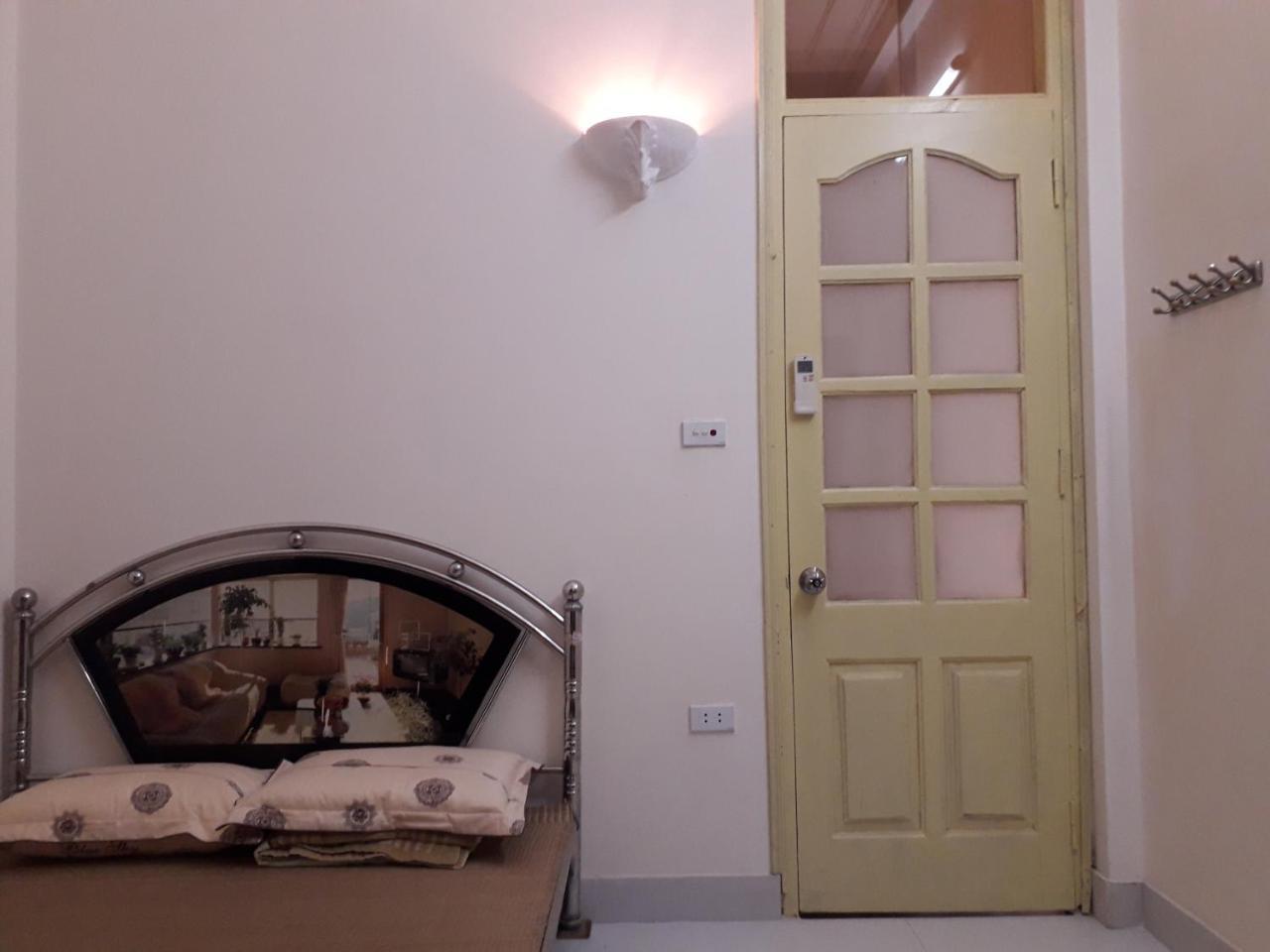 Homestay Nam Dong Ханой Экстерьер фото